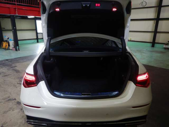 るぴ出品 メルセデス・ベンツ Sクラス S500 4マチック AMGライン (ISG搭載