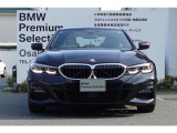 BMWの代名詞の【キドニーグリル】グリルが腎臓のように見えるので【キドニー】と呼ばれるようになりました。一目見ただけでBMWであると認識できる確固たるアイコンとして存在感を放ちます。