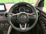 【純正革巻きステアリング】上質な革を使用することで、手にしっかり馴染みとても運転しやすいハンドルです♪