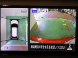 アラウンドビューモニターで車庫入れも空から見ている様に駐車できラクラクです。
