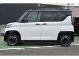 デリカミニ T プレミアム 4WD 