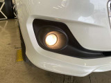 霧がひどく対向車やセンターラインが見えにくい日はフォグランプが大活躍ですね!