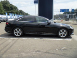 A4 35 TFSI アドバンスド 