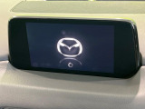 【メーカー純正ナビ】インテリアに溶け込むスタイリッシュな「専用設計」メーカーナビを装備♪視認性や操作性など基本性能にも優れ、より上質なカーライフをお楽しみいただけます。