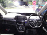 セレナ 1.2 e-POWER ハイウェイスター V 