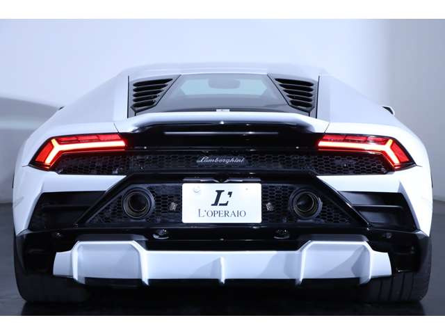 【未使用】ランボルギーニ ウラカンEVO メンテナンスキット 未使用】ランボルギーニ ウラカンEVO メンテナンスキット 未使用