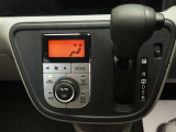 フロントオートエアコン搭載です。