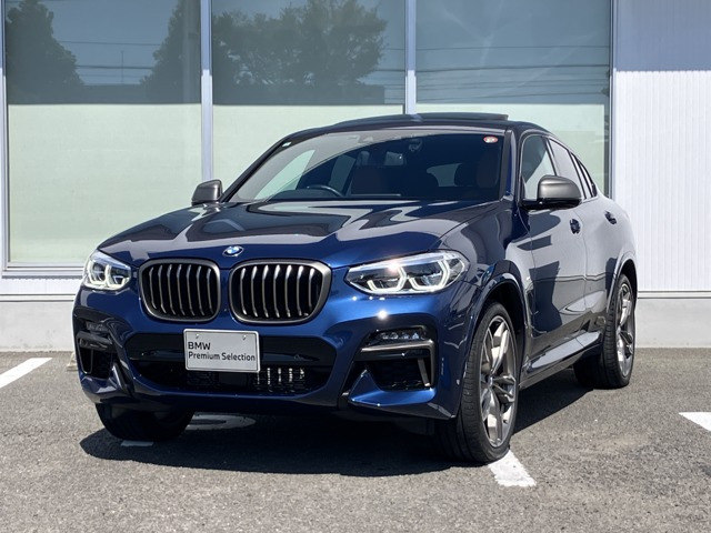 X4 M40i 4WD 