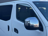ウィンカーミラーで更にスタイリッシュで存在感あり!対向車からの視認性アップで安全性も高まります!
