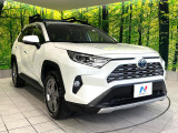 大好評のボディコーティング「弾スプラッシュコート」もご納車までに施工可能。通常のガラスコートと異なる、耐久年数6年の無機質ガラスコーティングが、ボディをキレイな状態に保ってくれます。
