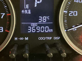充実の装備が揃った中古車で快適なカーライフを。豊富な機能で便利さを追求し、使いやすさと安心感を提供します。安全性と快適性を追求した整備済み車両で、心地よいドライブをお楽しみください。