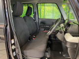 運転席シート廻りは使用感も少なく、良好な状態となっています。丁寧に使われていたことがよくわかりますね。