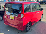 中古車でも気持ち良くお乗り頂けるように、仕上げ専門スタッフが外装ポリッシャー磨きと内装クリーニングを行いピカピカの状態で納車いたします!