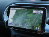 地デジフルセグチューナー内蔵!高画質でテレビをお楽しみください!走行中でも映ります!