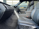 ディスカバリー Rダイナミック HSE 3.0L D300 ディーゼル 4WD 