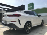 BMWのお車は、“駆け抜ける歓び”を体現しております。走行の安定性とコーナリングの良さを追求し、思い通りにハンドルの操作可能です。