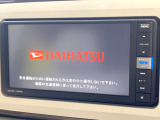 【純正ナビ】人気の純正ナビを装備しております。ナビの使いやすさはもちろん、オーディオ機能も充実!キャンプや旅行はもちろん、通勤や買い物など普段のドライブも楽しくなるはず♪