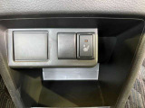 【シートヒーター】エアコンの温風で体を温めることとは異なり、車内の乾燥を防ぎつつ体もポカポカです。