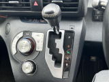 気になる車はすぐにお問い合わせください!画面右側の0066から始まる無料ダイヤルからお問い合わせ下さい!専門スタッフがお車のご質問にお答えいたします!