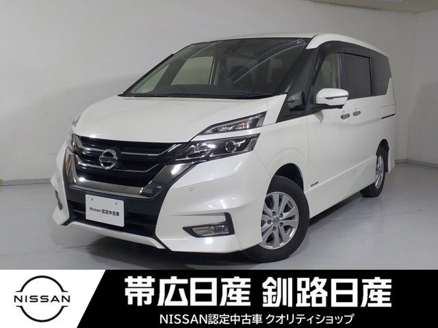 セレナ 2.0 ハイウェイスター VセレクションII 4WD 