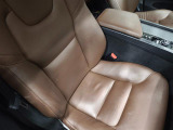 XC60 D4 AWD モメンタム ディーゼル 4WD 本革シート