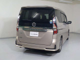 セレナ 2.0 ハイウェイスター V 4WD 