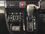 温度を設定すれば、自動で車内の温度管理をしてくれる優れものです♪ATミッションで運転楽々