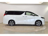 『トヨタ認定中古車』3つの安心を1台にセット!1.徹底した洗浄 2.車両検査証明書つき 3.ロングラン保証つき 全てをクリアした【安心】の証!詳しくスタッフまでお気軽にお問い合わせ下さい。