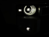 【丸目型LEDヘッドライト・ランプ】ワレもなく綺麗な状態なので、悪天候や夜間の走行も視界良好で安心してお乗りいただけます。