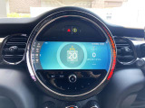 MINI NEXT2年・1年ともに走行距離無制限で保証。保証期間中は走行距離に関係なく保証されます。もちろん延長保証ご加入の場合も、期間中は走行距離に関係なく保証されます。