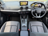Q2 TDI ブラック スタイル プラス ディーゼル 