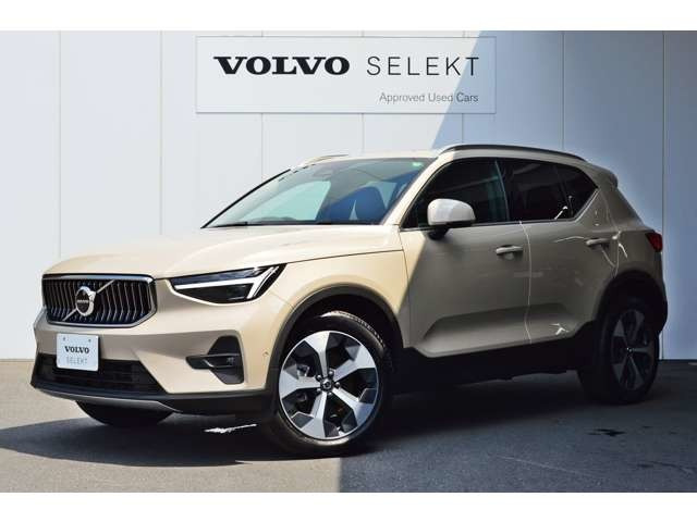 XC40 ウルトラ B4 AWD 4WD 