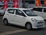 当社の在庫はお客様に快適にお乗り頂ける様、次の車検も取って頂ける様納車整備に力を入れ、期待以上のモノをお届け出来るように日々努力しております。