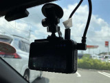 万が一のトラブルのときにも役に立つドライブレコーダーを装備しています。側面衝突や幅寄せ・割り込み対策に!