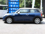 当社は「品質とプライシング」を徹底的にこだわり、現在相場価格のお車を適正な価格で販売しております。また走行距離より、車のコンディションを重視しており、全車必ず当社の仕入れ担当が目で見て買っております。