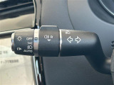 【オートライト(AUTO)】外の明るさをシステムが感知して、自動でヘッドライトが点灯します!ヘッドライトをつけ忘れを防ぐ便利機能です。