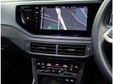 VW純正インフォティメントシステム「DiscoverPro」大変使いやすいタッチパネル型ナビゲーションでETC2.0とエンブレム内蔵バックカメラが付いています。