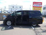 開口部が広い両側スライドドアなので荷物の積み下ろしもラクラクです♪駐車場の間隔が狭いところでも安心してドアを開けることができますね!