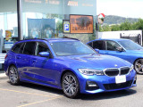 BMW在庫保有台数常時100台以上!ご来店の際はBMW本店(厚木市下荻野140-1)にご来店ください!弊社自慢の全天候型ショールーム!BMW在庫保有台数常時100台以上ございます!