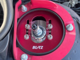【ブリッツ製Dampers】車高が低くなり、スタイリッシュな見た目となっております。車両の重心が下がる事で、走行時の安定性も向上します♪