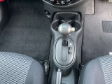 シフトノブの位置がステアリングに近くて、運転しやすいですよ♪♪