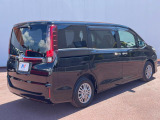 弊社では、全車『修復歴なし』のお車のみ取り扱っております。専任バイヤーによる厳選した仕入れの後、入庫後の車両チェックを行い、ネクステージが認定した高品質な中古車をご提供しております。