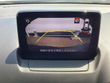 駐車が苦手な方に嬉しいバックモニター付き。