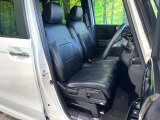 運転席シート廻りは使用感も少なく、良好な状態となっています。丁寧に使われていたことがよくわかりますね。