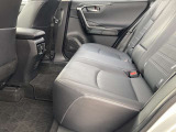 当店は新車販売・中古車販売・車検・整備・鈑金塗装・用品販売・自動車保険を取扱い、カーライフの総合店舗です。