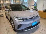 斜め前からのスタイルです☆フォルクスワーゲンのきれいなプレスラインが目立ちますね!