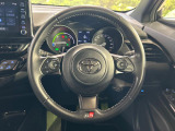 【純正革巻きステアリング】上質な革を使用することで、手にしっかり馴染みとても運転しやすいハンドルです♪