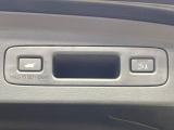 【パワーバックドア】スマートキーや運転席のボタンを押すだけでリアゲートが自動で開閉します!荷物を持っている時や、高い位置にあるバックドアを閉める際に便利な機能です♪