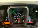 見やすいメーター回りで、運転に集中することができます!