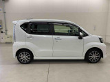 軽自動車、小型車を中心に常時300台展示車を御用意させて頂いております